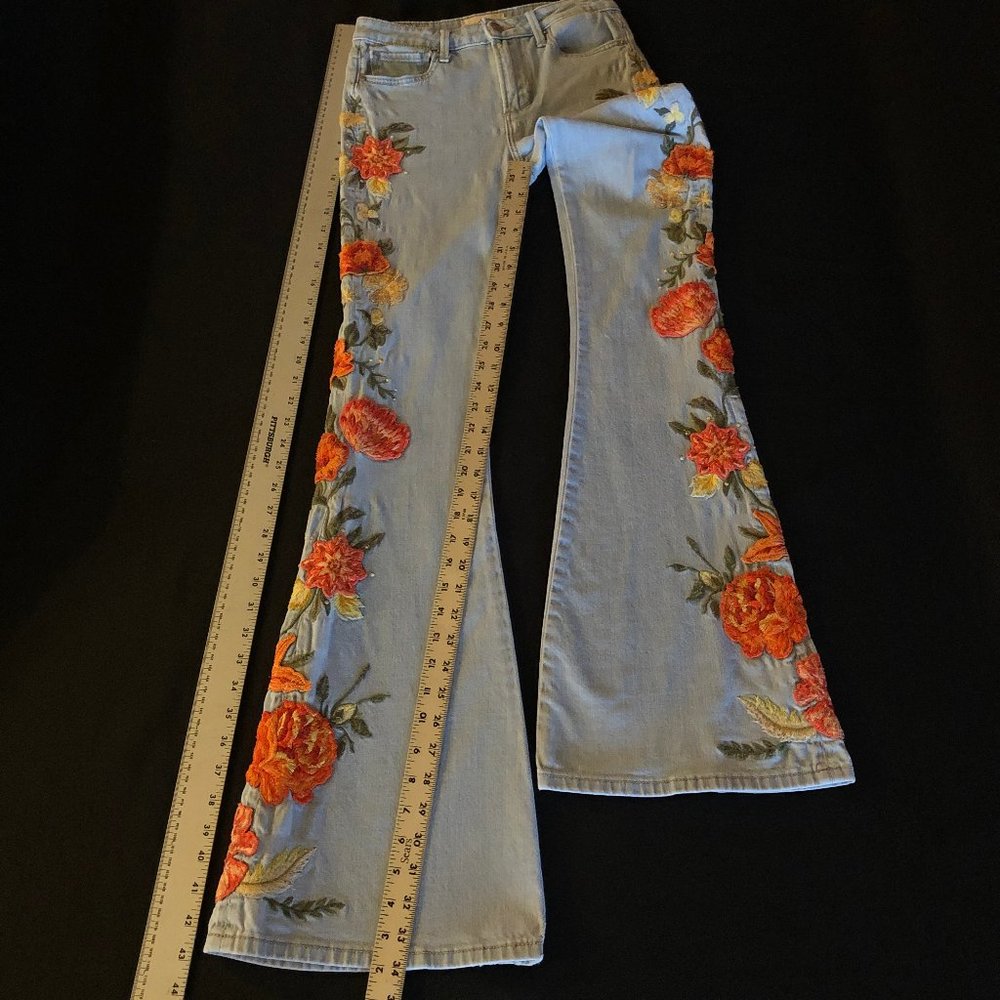 Free People x Driftwood Farrah Embroidered Flare Jeans Sz 24 - Picture 7 of 15